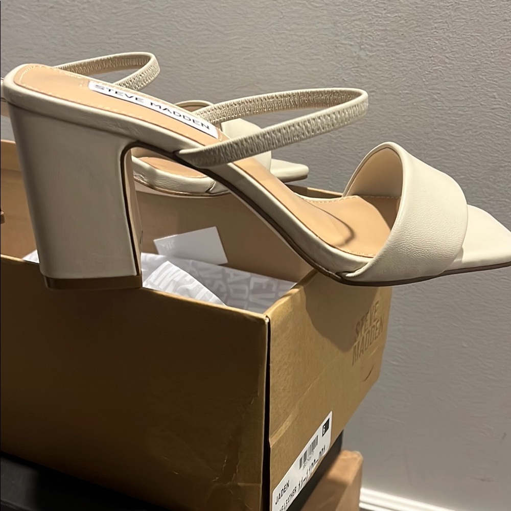Steve Madden Women's Ivory Block Heel Sandals